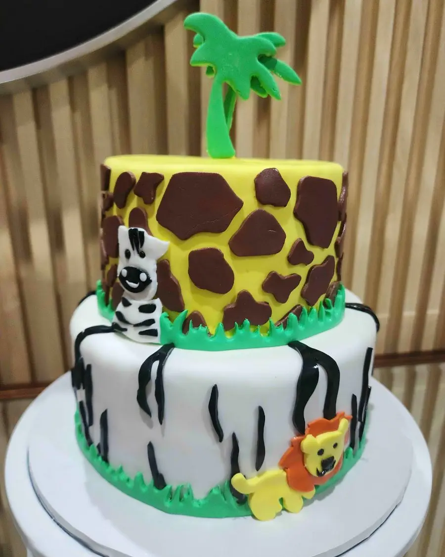 Safari animals tiered cake